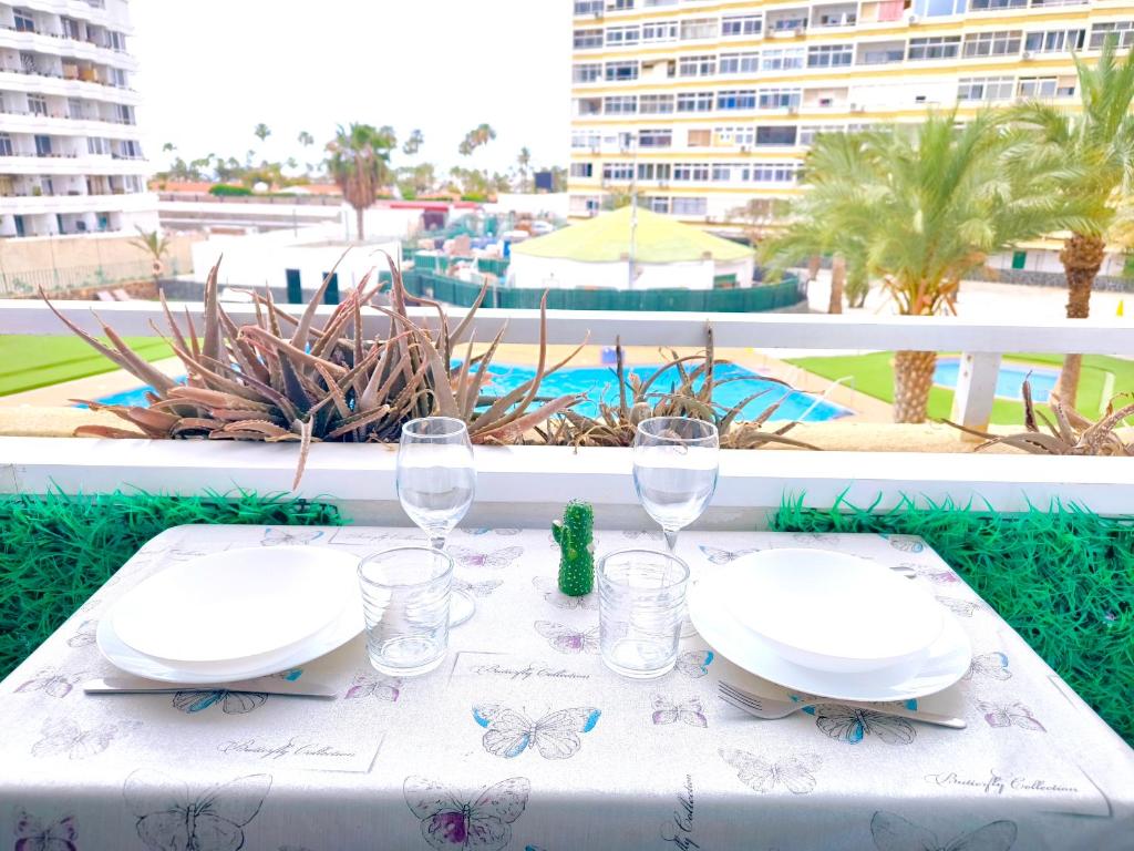 Playa del Ingles terrace pool View 207