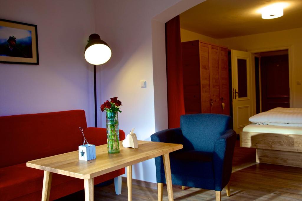 Postel nebo postele na pokoji v ubytování Gästehaus Weller