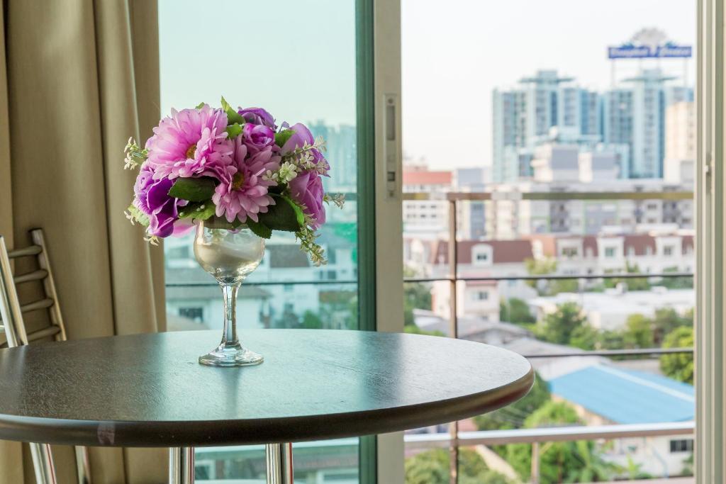 Right Place Sathorn - Resim 5
