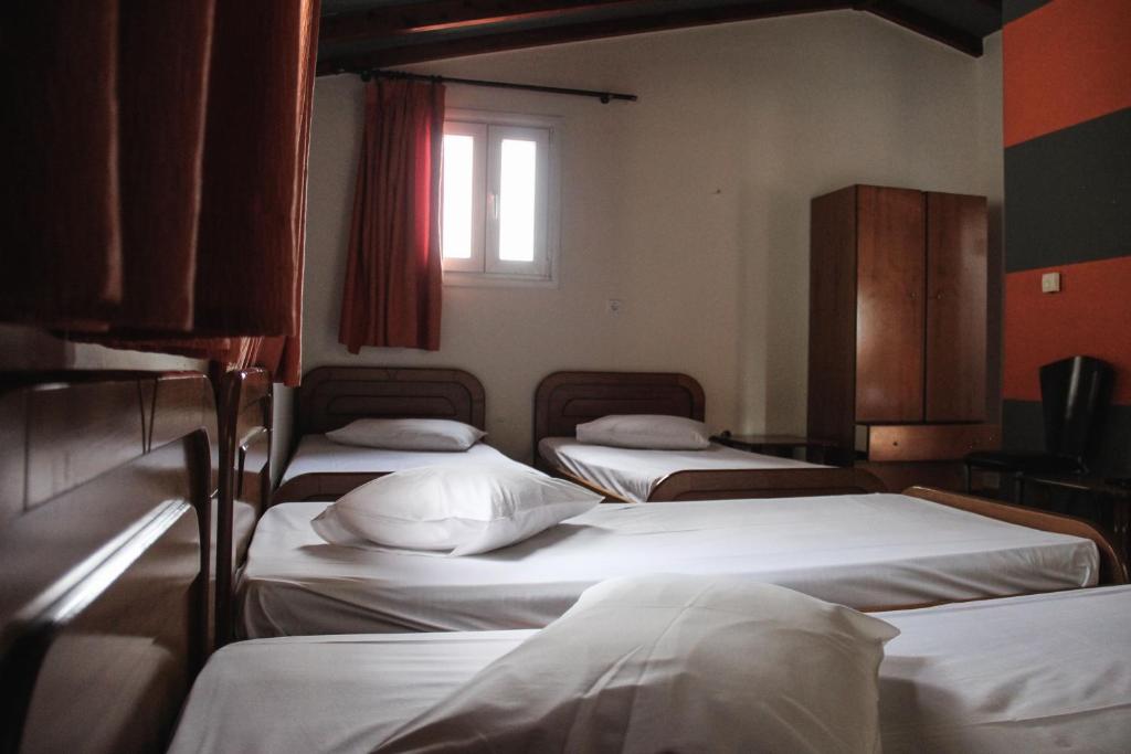 Postel nebo postele na pokoji v ubytování Guesthouse Vrenthi