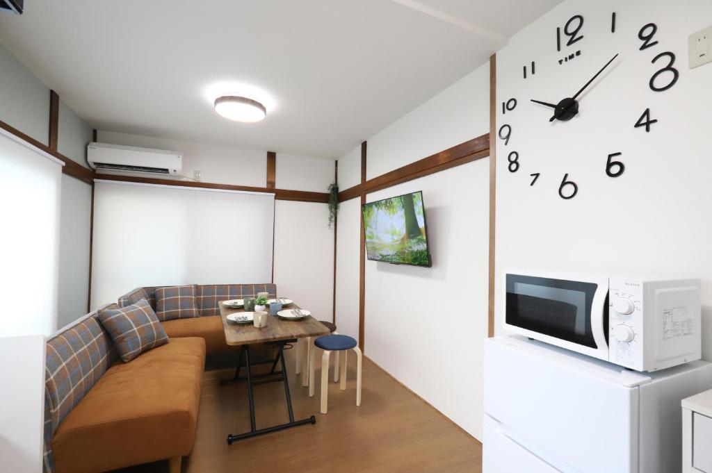 Urban Nest Tokyo Rokugo Unique Train View 2BR House
