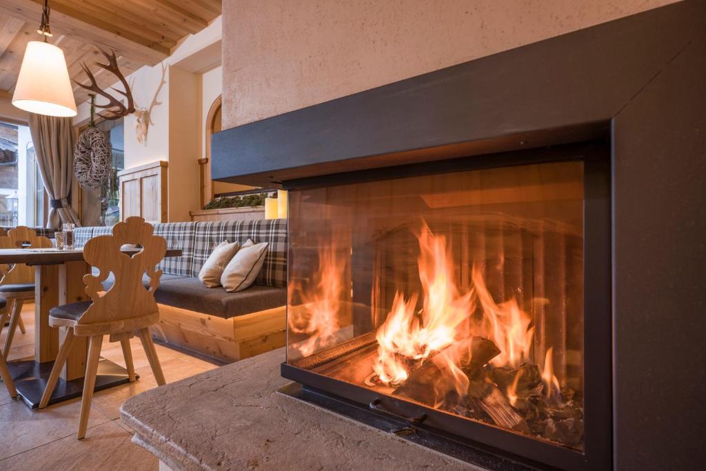 Posezení v ubytování Alpen Glück Hotel Kirchberger Hof