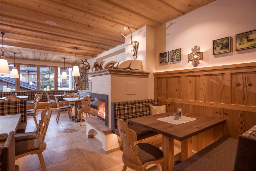 Posezení v ubytování Alpen Glück Hotel Kirchberger Hof