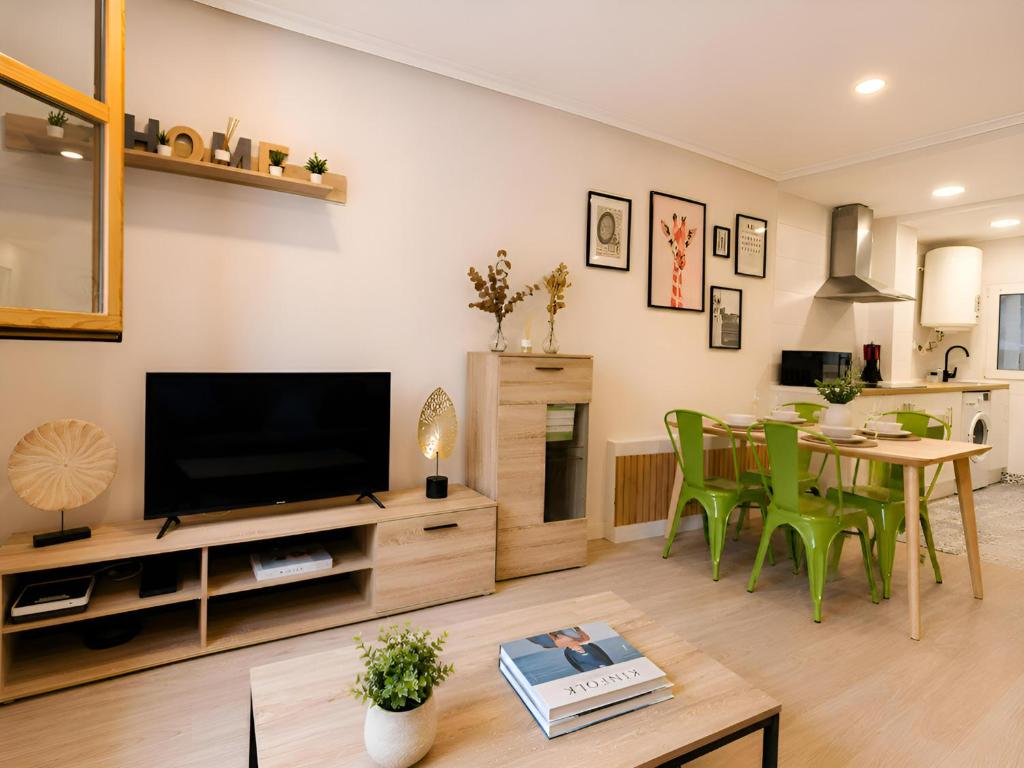 Apartamento moderno y tranquilo junto a la Catedral - Apartamento De Un Dormitorio
