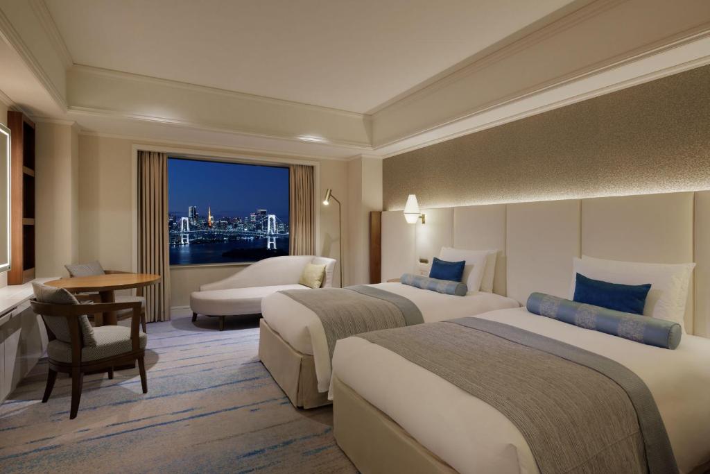 Chambre Lits Jumeaux Deluxe - Étages Exécutifs 25 et 26 - Côté Rainbow Bridge - Non-Fumeurs