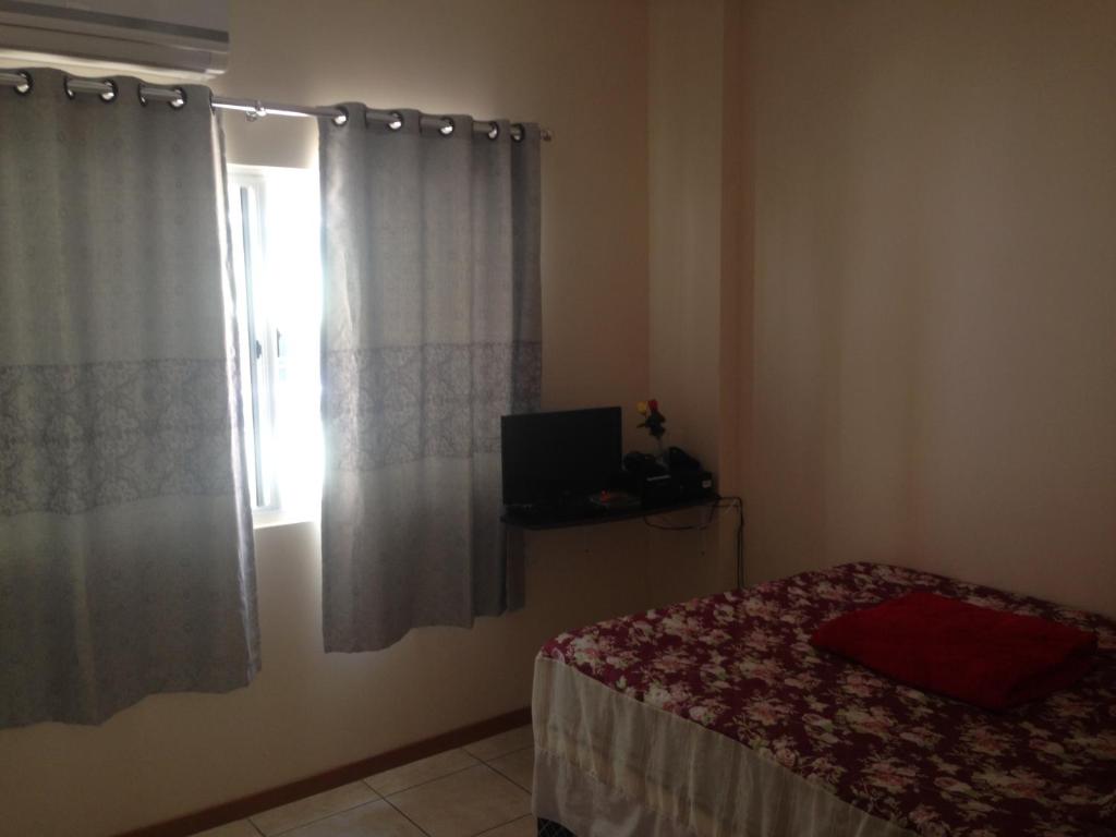  Apartamento em Meia Praia