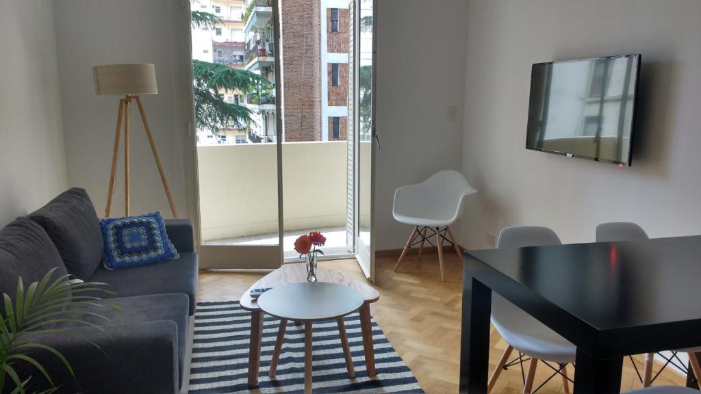 A seating area at Apartamento Las Heras