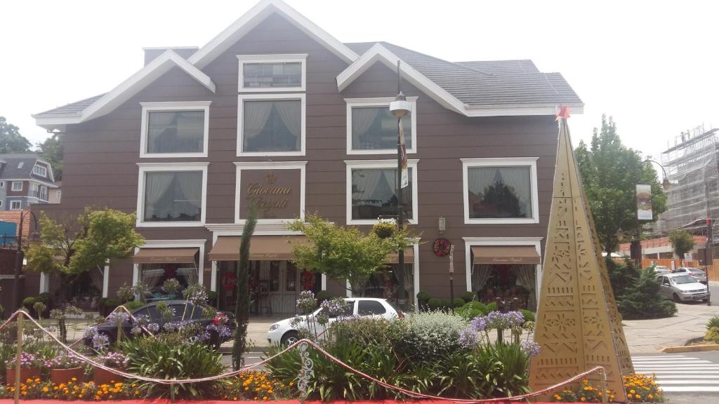 Cobertura Roloff  Cobertura Roloff