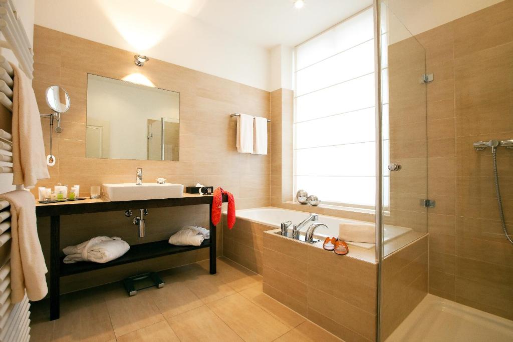 Château d'Ouchy - Resim 16