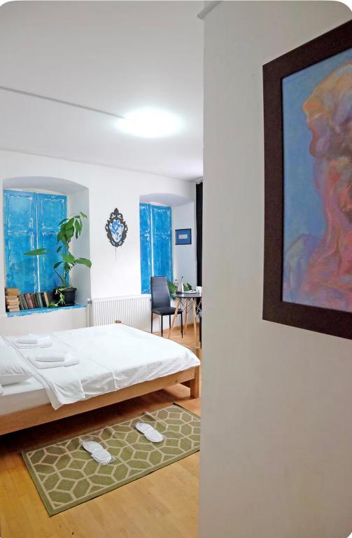 فضای داخلی Room in Center 2 در تفلیس - تصویر ۳