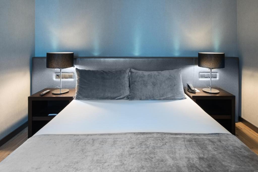 Catalonia Portal de l'Angel - 4