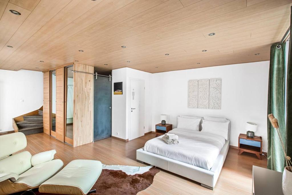 By FLB Property - Prestige Velora Duplex – photo 1