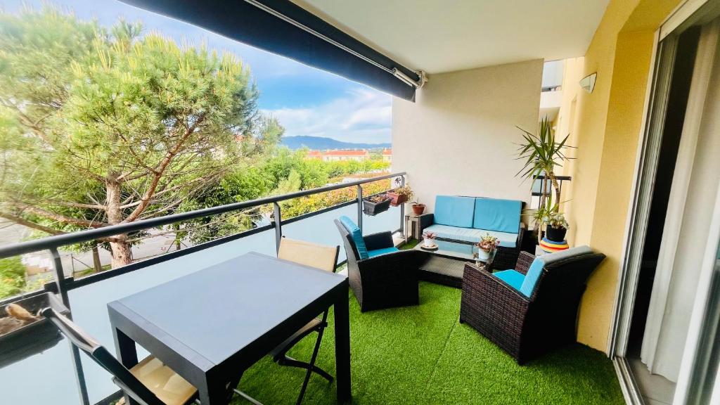 Charmant 2 pièces avec terrasse