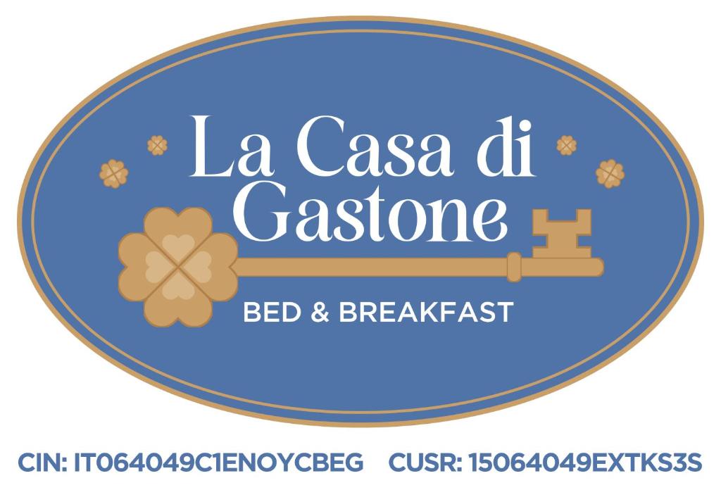 a sign for the la casa del castoria with a clover on it at B&B La Casa di Gastone in Mercogliano