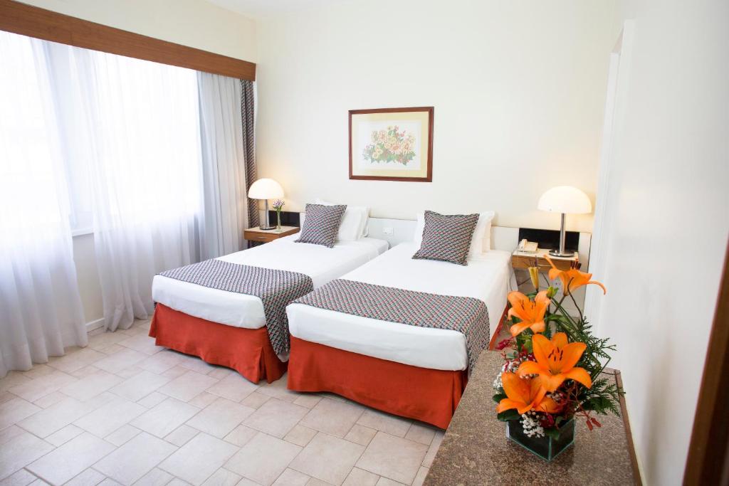  Savoy Othon