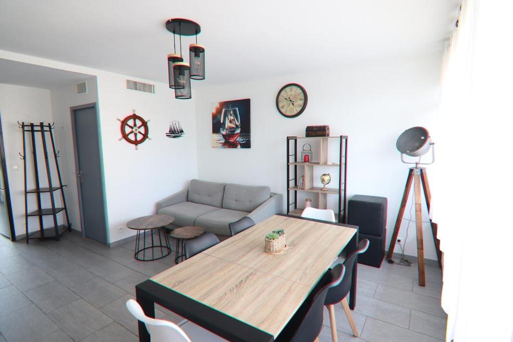 T4 Pro et Famille - Plage - Base Nature - Tout à pied - Parking - Commerces
