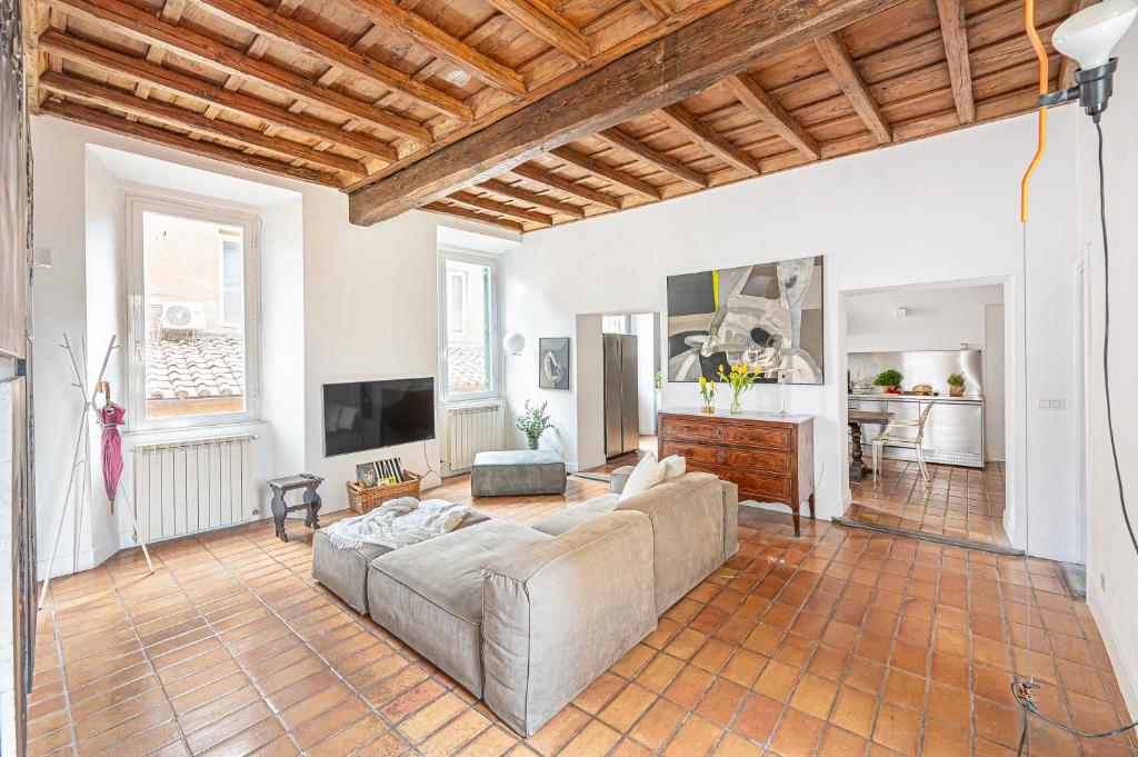 Trilussa Luxury Apartment - Heart of Trastevere