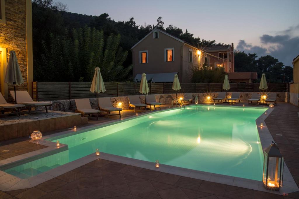 Πισίνα στο ή κοντά στο GreKa Ionian Suites