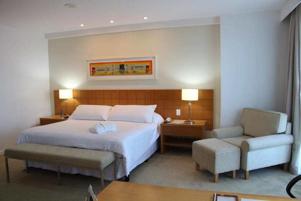  Mercure Macae