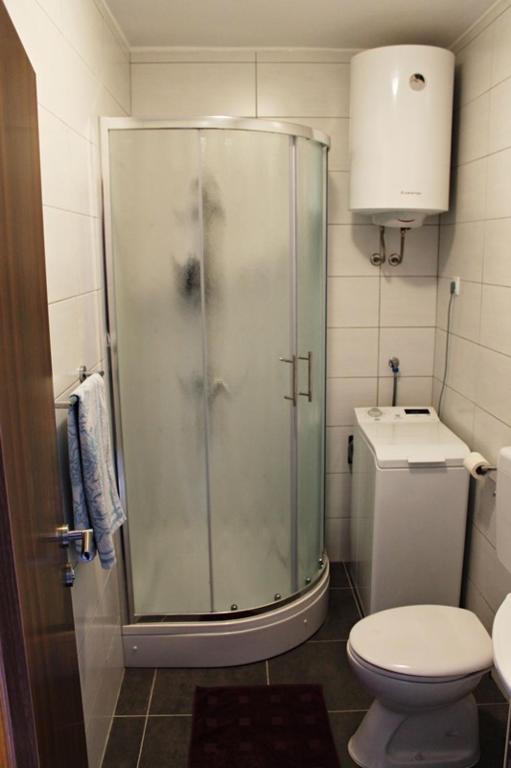 Kúpeľňa v ubytovaní Apartments Dina