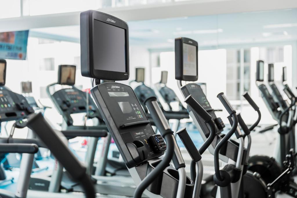 Fitness centrum a/nebo fitness zařízení v ubytování PARKROYAL Parramatta