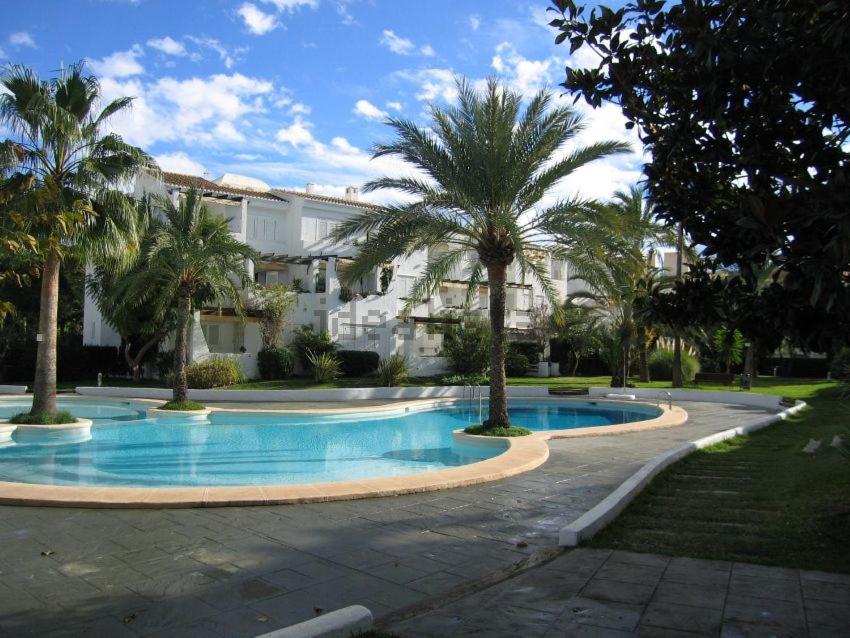 Apartment 50m from the beach-swimming pool-garage