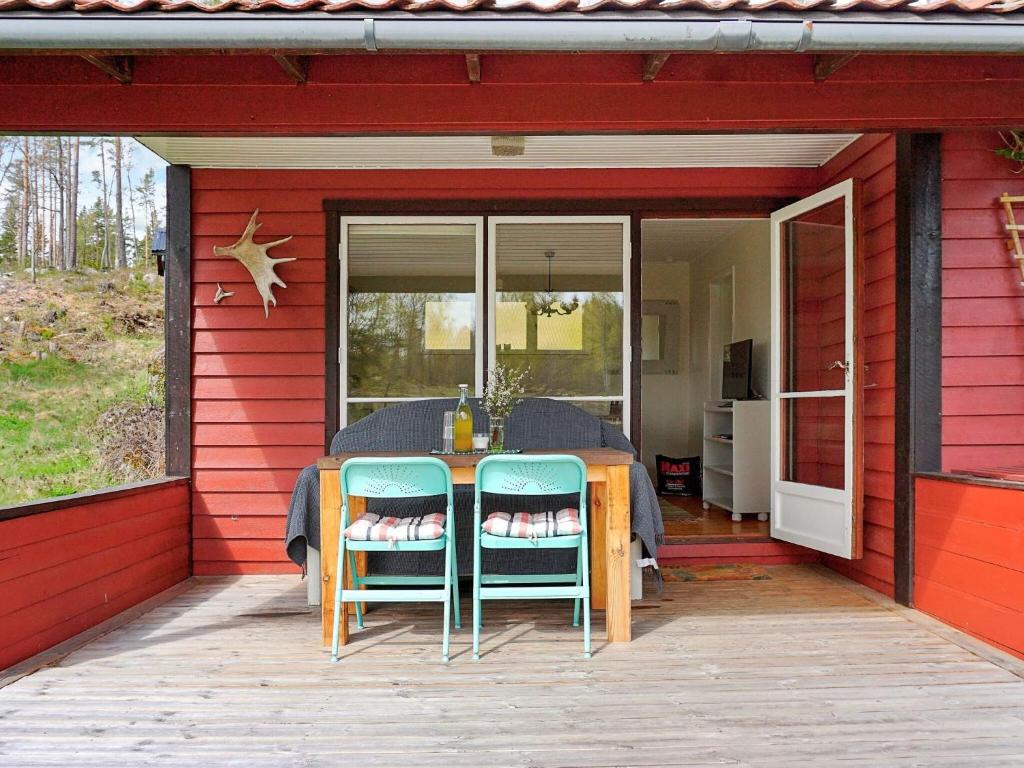 5 person holiday home in Mellösa - Vakantiehuis Met 2 Slaapkamers