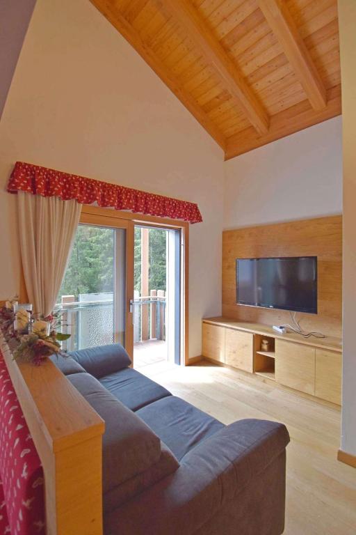 Spinale Duplex Apartment MhD, Madonna di Campiglio — property photo 5