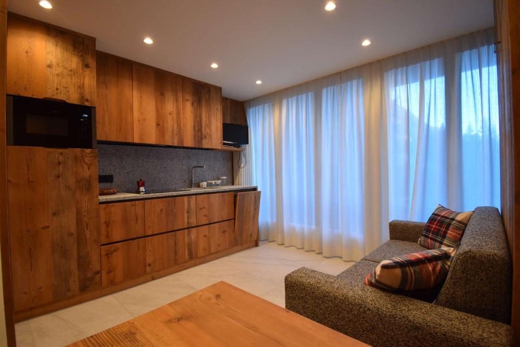 SILVANA De Luxe Studio 101, Madonna di Campiglio — property photo 1