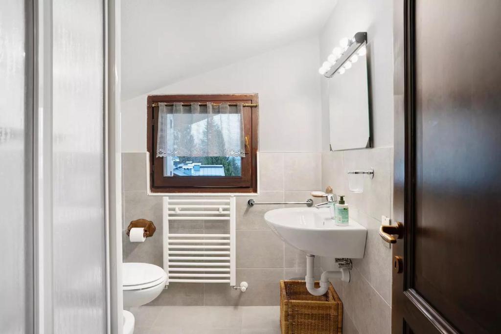 Genziana Apartment MhD, Madonna di Campiglio — property photo 3