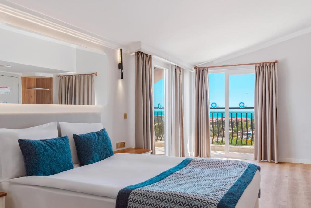 امکانات Q Ella Beach Hotel - All Inclusive - تصویر ۴