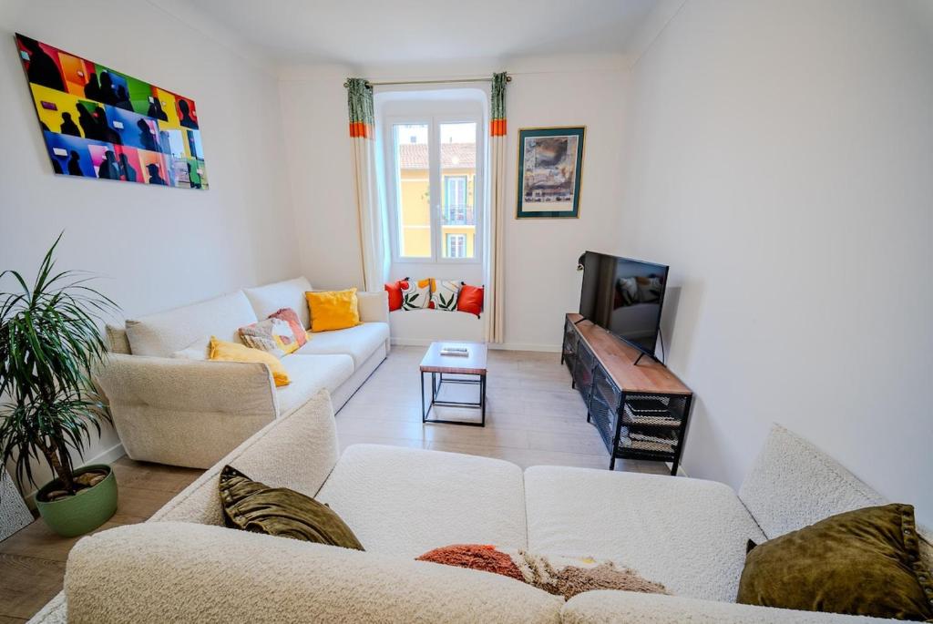 Port Lympia lovely Apartment with Balcony & AC