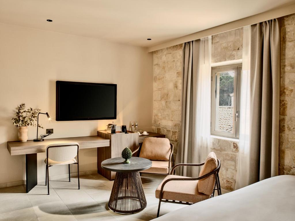 Mangia's Costa Ragusa Borgo - New Opening