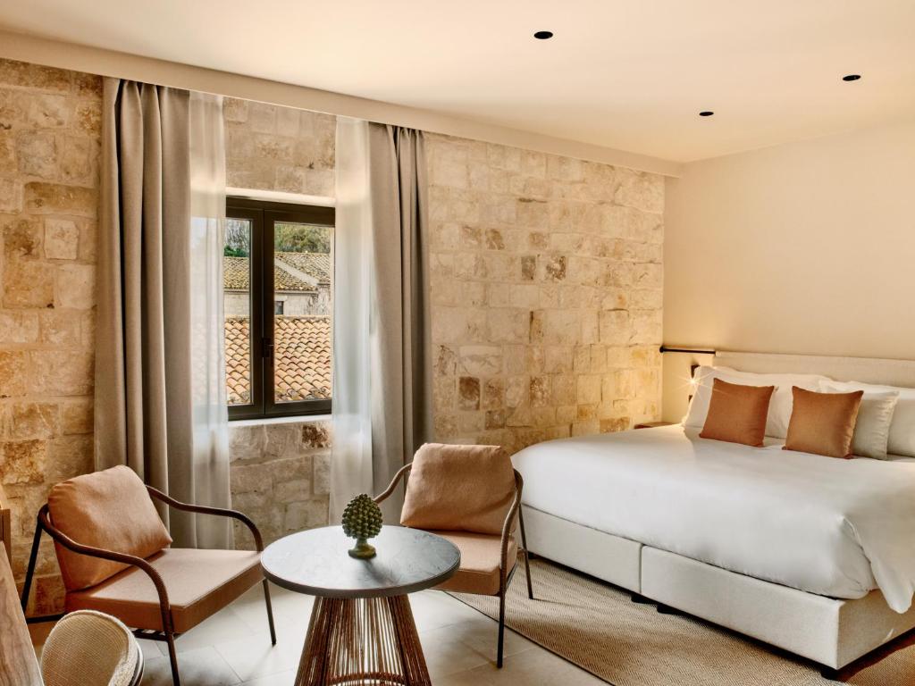 Mangia's Costa Ragusa Borgo - New Opening