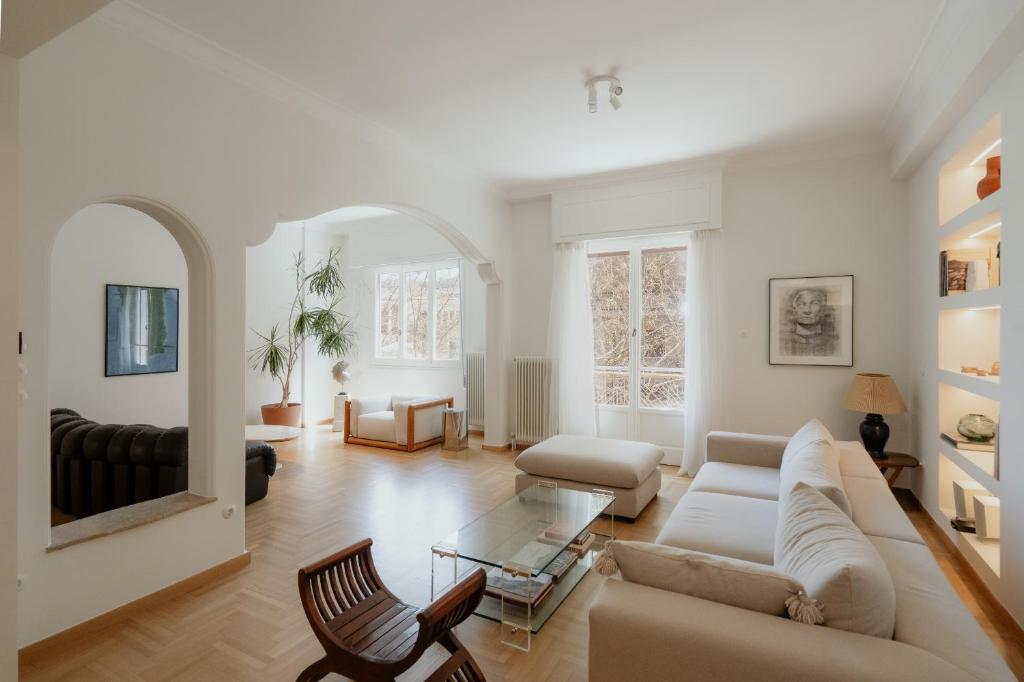 Bright & Luxurious 3BR Suite Near Metro By Museum