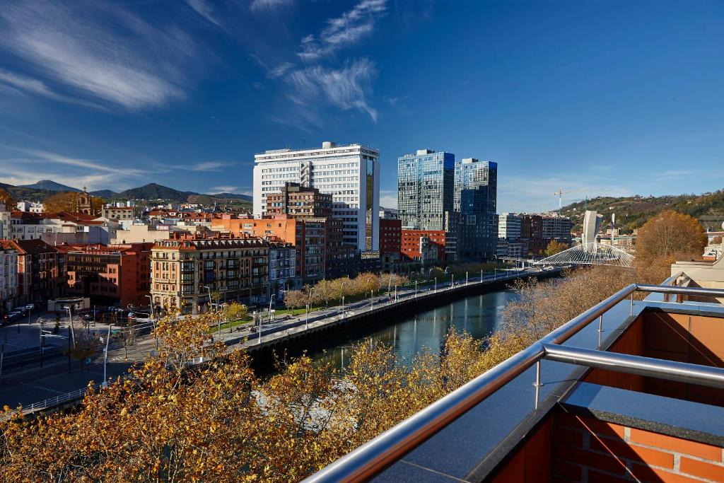 Hotel Bilbao Plaza - Resim 18