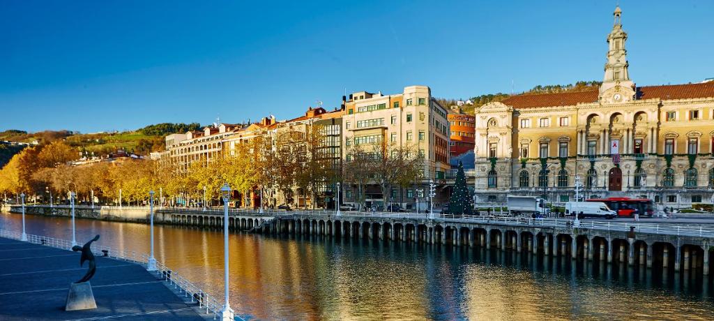 Hotel Bilbao Plaza - Resim 42