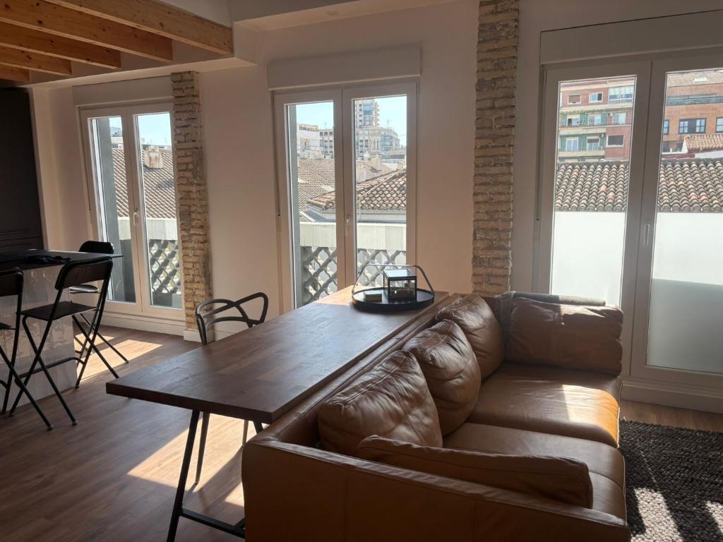 Apartamento con Balcon Frances en Extramurs