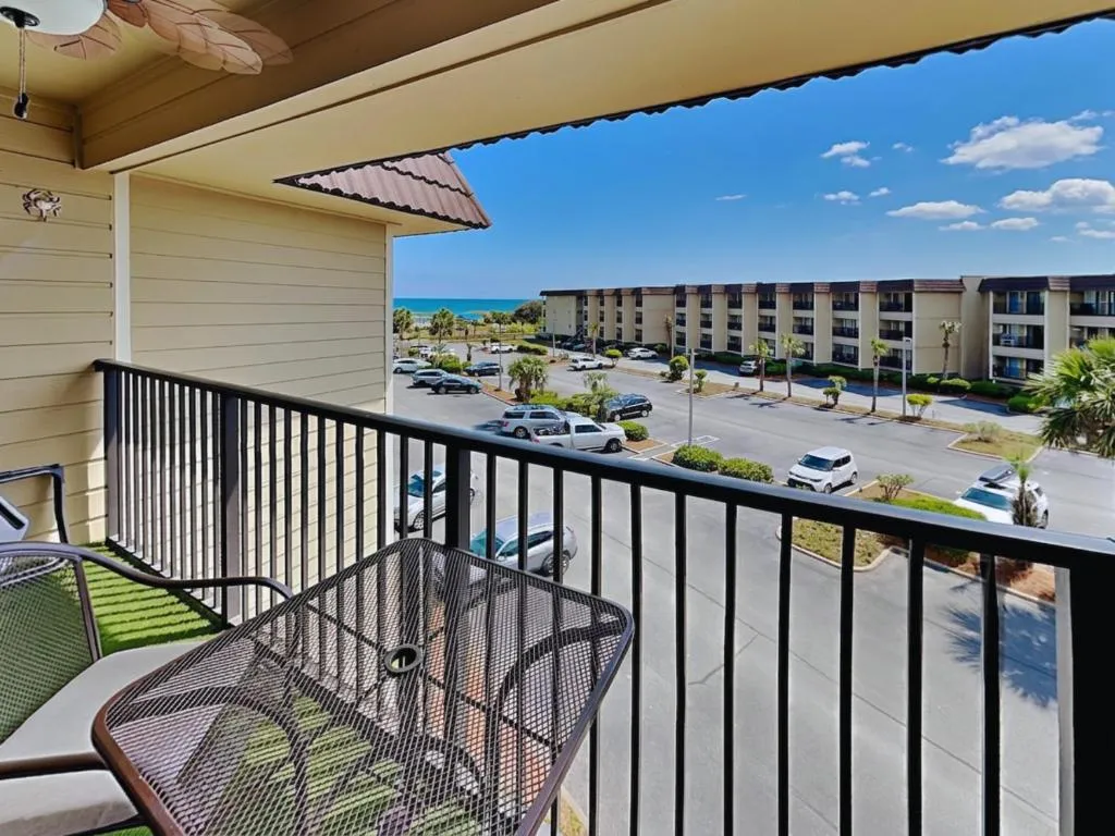 Hilton Head Beach & Tennis by Hilton Head Retreats
