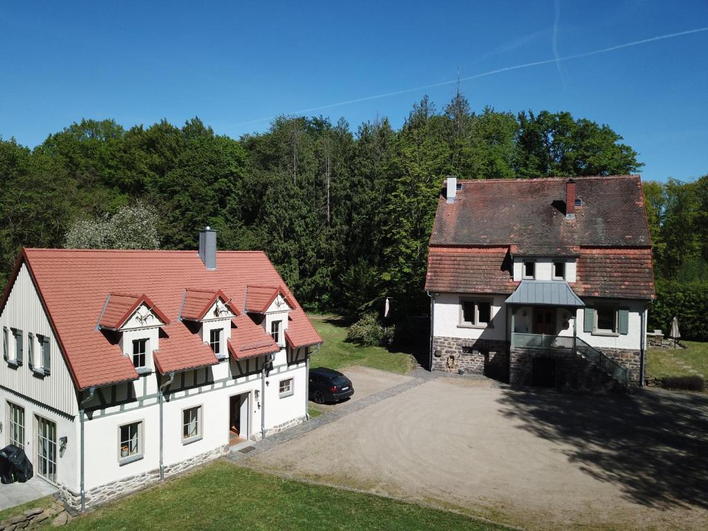 Schellnhof Forsthaus am Waldrand - Three-Bedroom Apartment