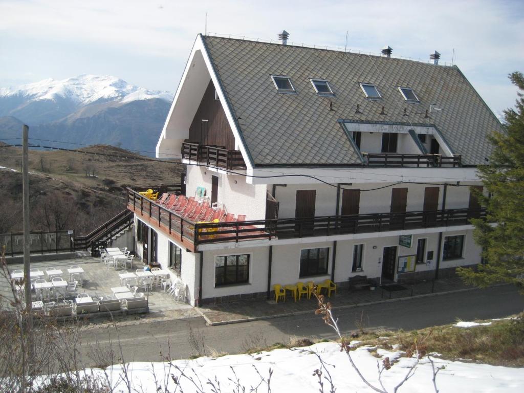 Widok na góry z tego hotelu