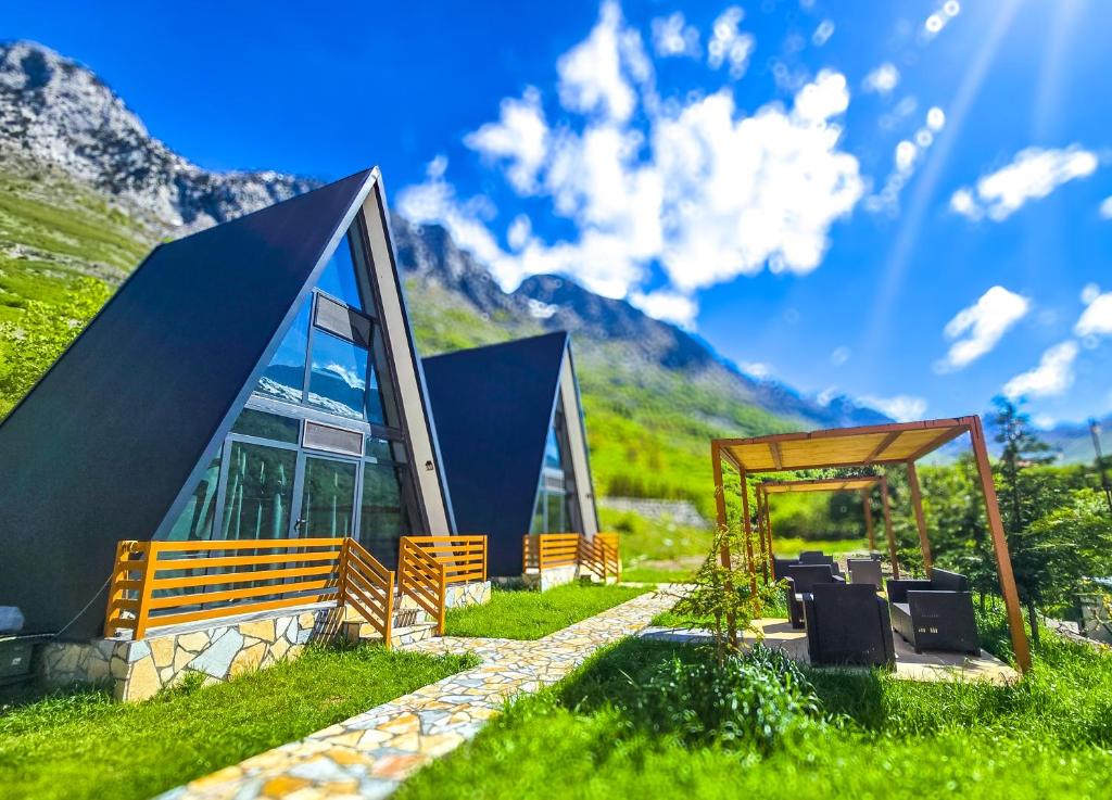 Arditi's Chalets