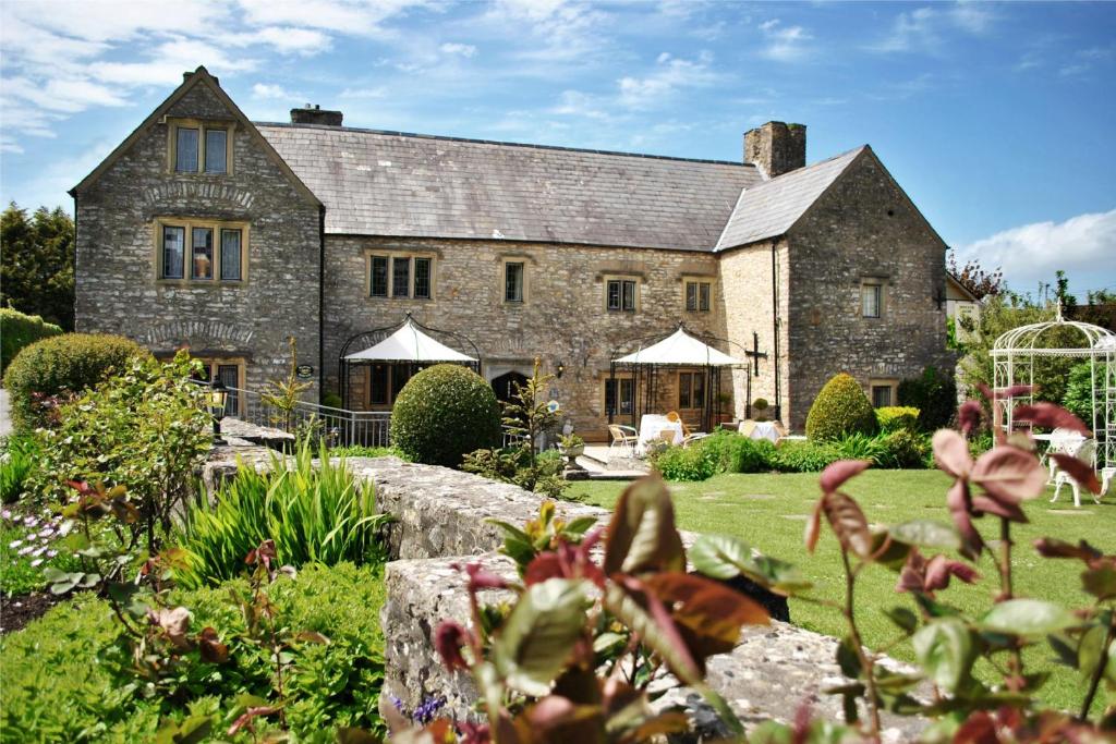The Great House Hotel - Housity