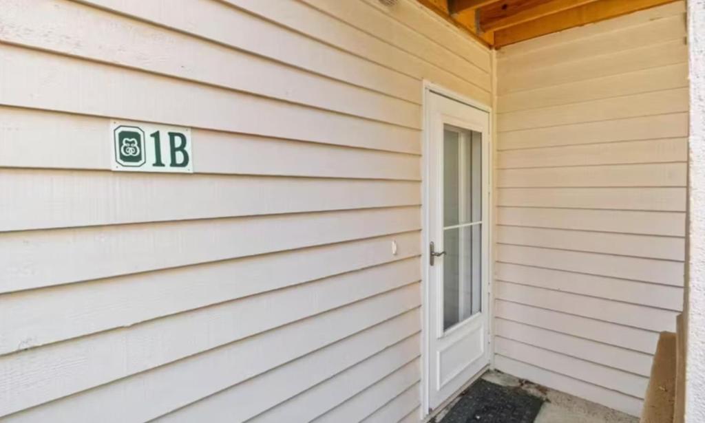 Emerald Bay Unit 1B photo