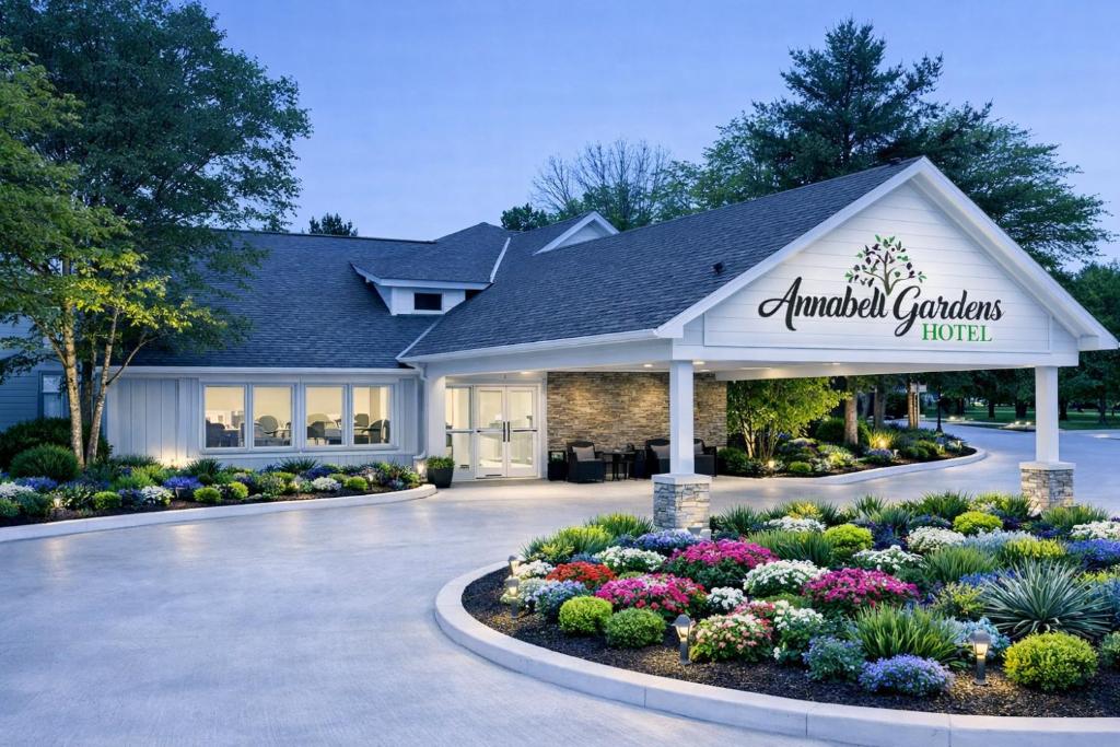 a building with a sign that reads annual gardens hotel at Annabell Gardens in Lincoln
