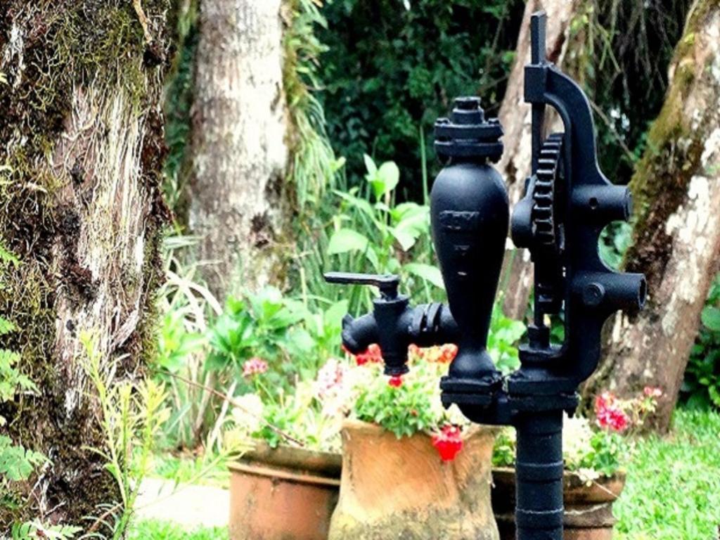 Pousada Chales da Montanha  Pousada Chales da Montanha