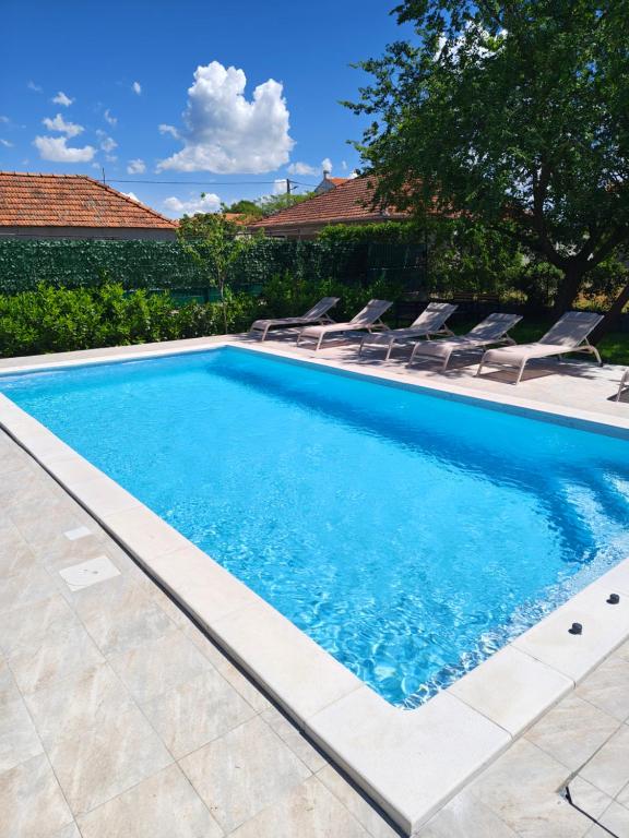 Brigita- Private pool