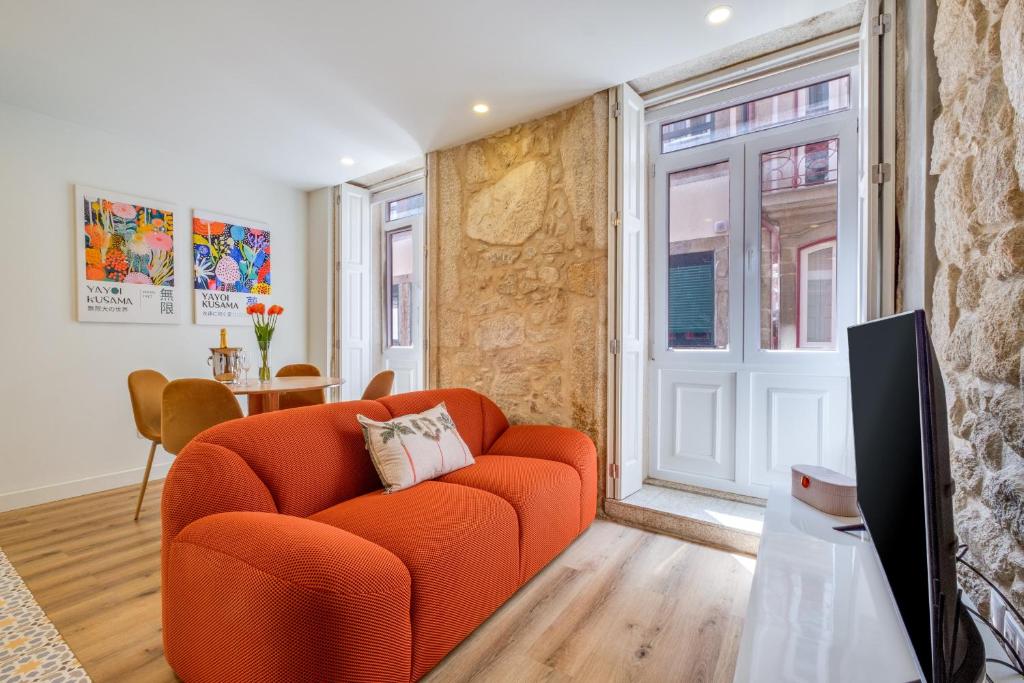 Magnolia 2 Luxury with AC Metro Downtown Porto
