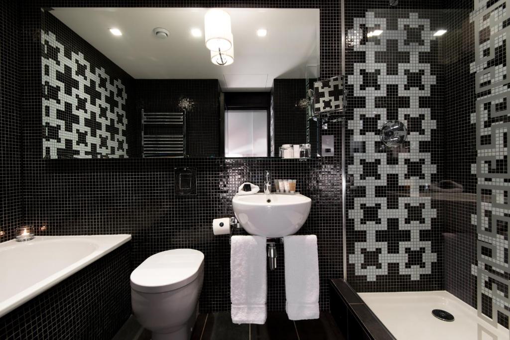 The Fitzwilliam Hotel Belfast - Resim 12