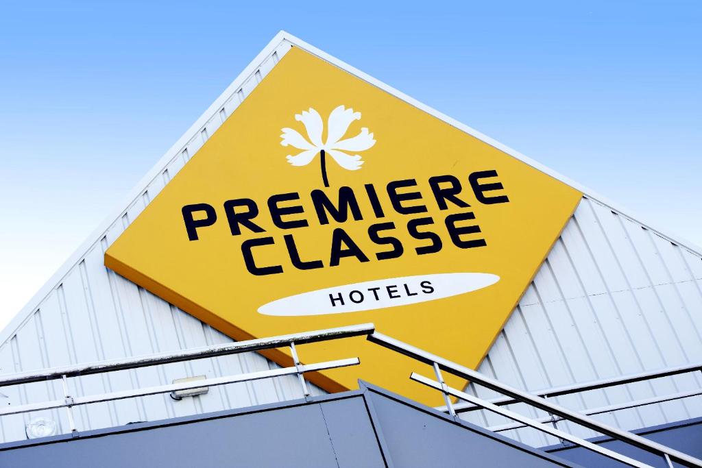 Certifikát, hodnocení, plakát nebo jiný dokument vystavený v ubytování Premiere Classe Bourges